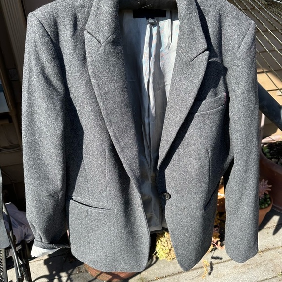 14 Banana Republic grey wool blazer w 1 front button & 3 outside pockets EUC - Picture 5 of 12